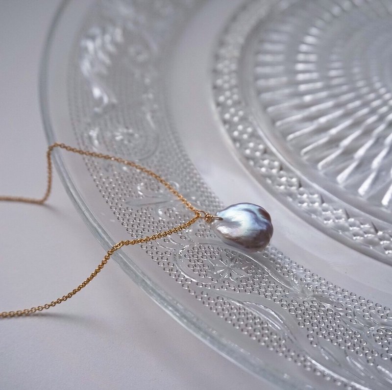 一抹花瓣天然珍珠小優雅簡約好搭配手工制項鏈agete風格 - 項鍊 - 珍珠 