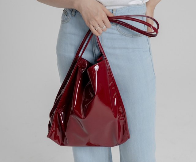 Hobo Shopper Tote | Pebbled Patent - Burgundy Tote Bag | Burgundy | Leather | Hobo