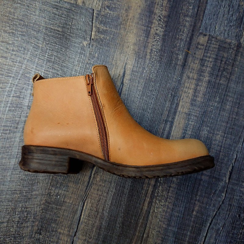 Cowhide zipper boots - custom models - รองเท้าบูทสั้นผู้หญิง - หนังแท้ สีส้ม