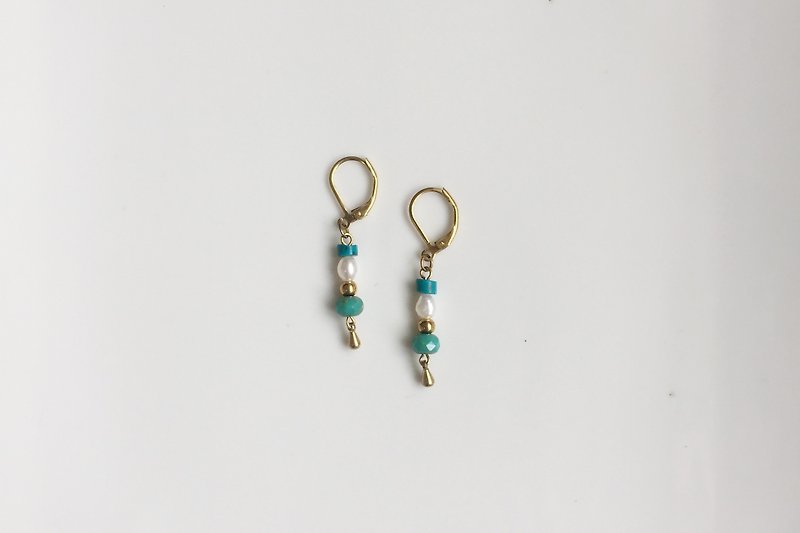 Budapest simple brass natural stone modeling earrings - Earrings & Clip-ons - Other Metals Blue