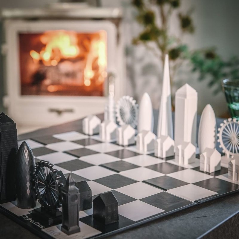 【盒損品】英國Skyline地標西洋棋-倫敦 vs. 紐約(摺疊棋盤) - 桌遊/牌卡 - 壓克力 黑色