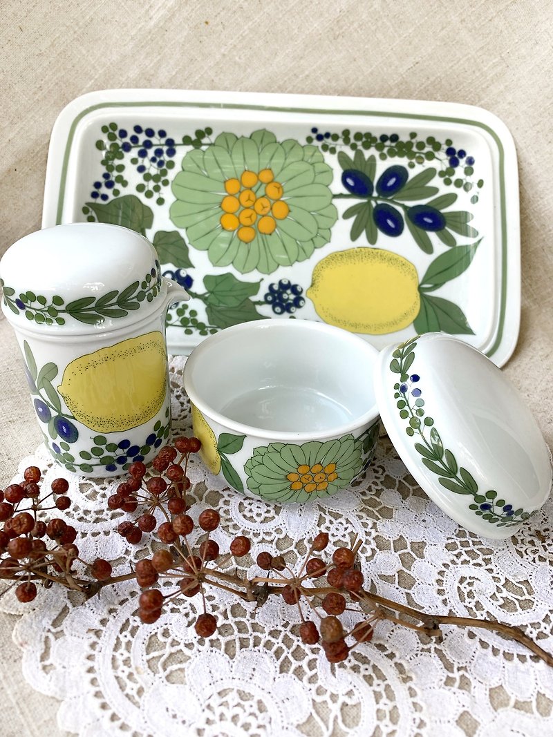 [Good day fetish] German vintage fruit and flower kitchen supplies (a set of three) - Food Storage - Pottery 