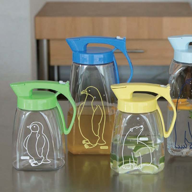 Penguin cold water bottle 2.2L - Pitchers - Plastic 