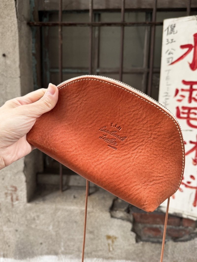 小貝殼包 / 斜背包 Color: 焦糖、軍綠 - 側背包/斜背包 - 真皮 橘色