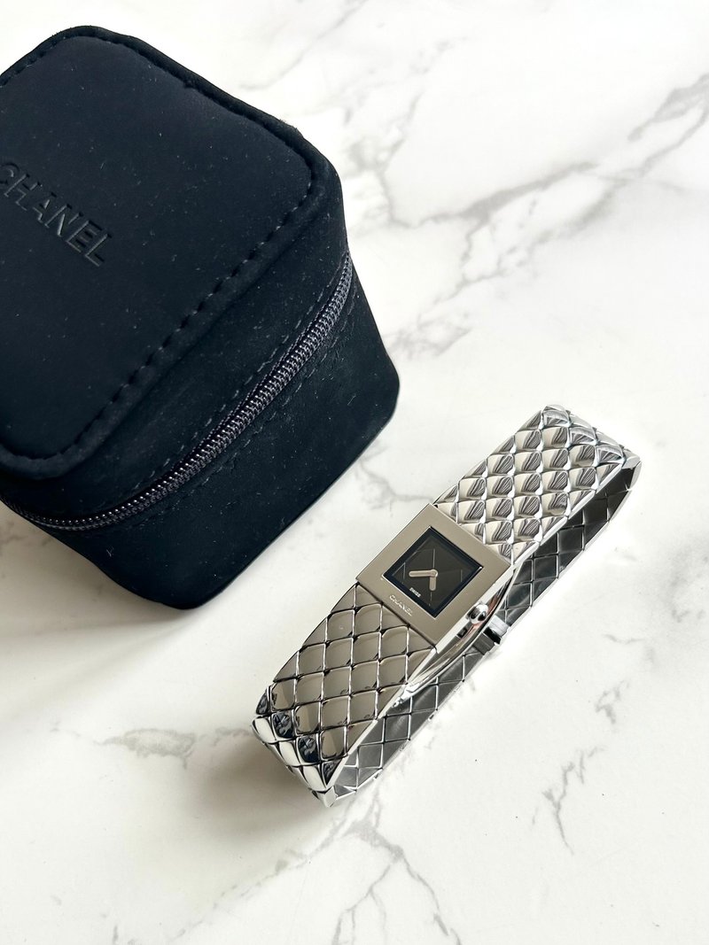 絕版古董錶 Chanel Metalaase 黑銀色中古手錶 石英錶 女裝腕錶 - 女錶 - 其他金屬 銀色