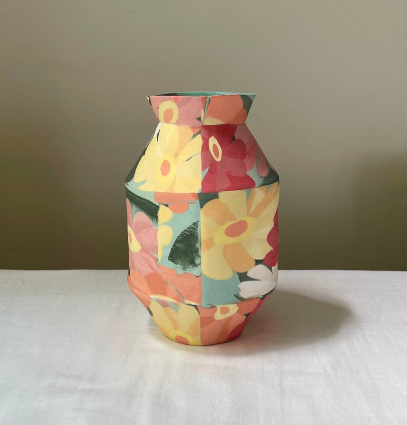 Elegant Zinnia Big Vase - Pottery & Ceramics - Porcelain 