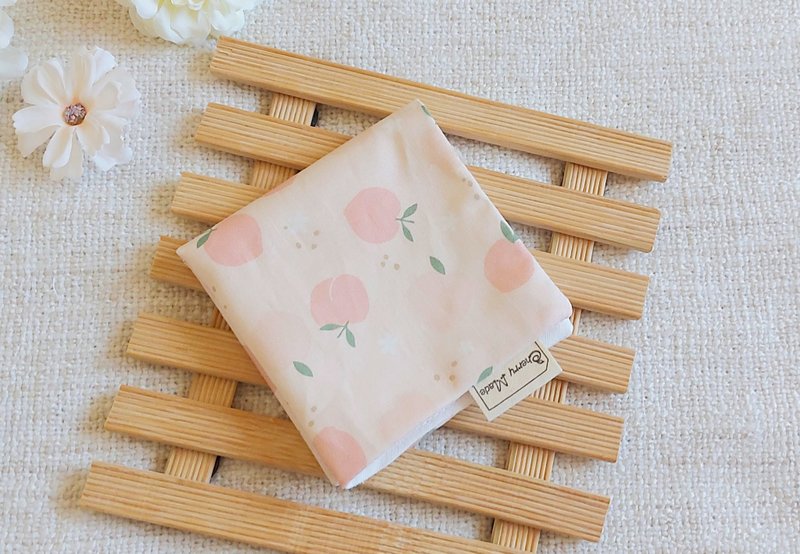 Cotton gauze handkerchief/saliva towel/small square-momo peach - ผ้ากันเปื้อน - ผ้าฝ้าย/ผ้าลินิน สึชมพู