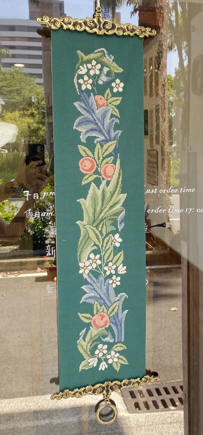 【好日戀物】德國 vintage/antique 古董手工十字繡掛飾(花卉篇) - 擺飾/家飾品 - 棉．麻 白色