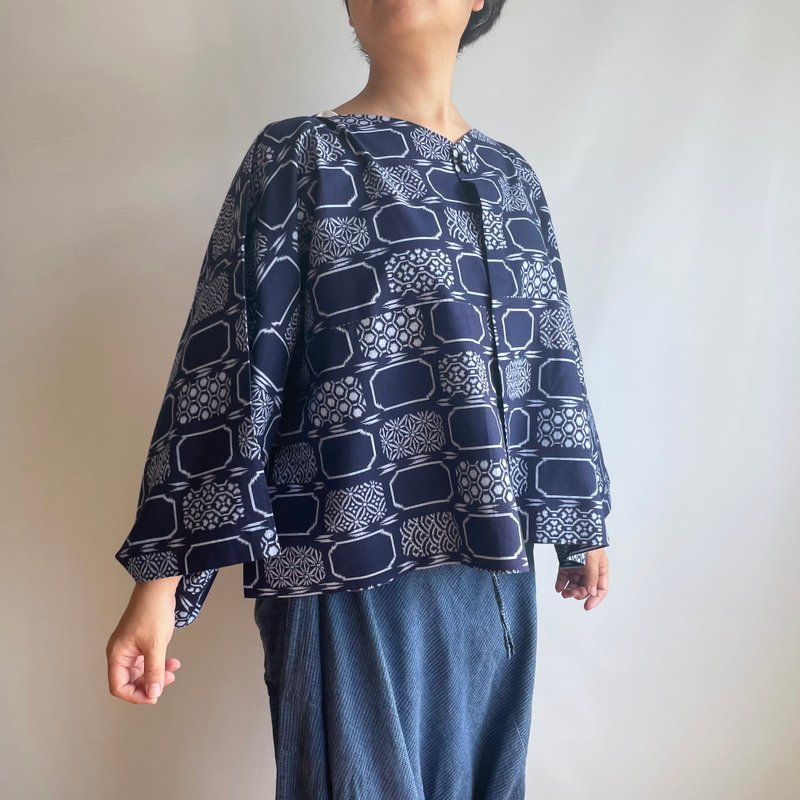 Unique item | Square HAORI jacket with KIMONO sleeves -YUKATA fabric, Navy blue - Women's Tops - Cotton & Hemp Blue