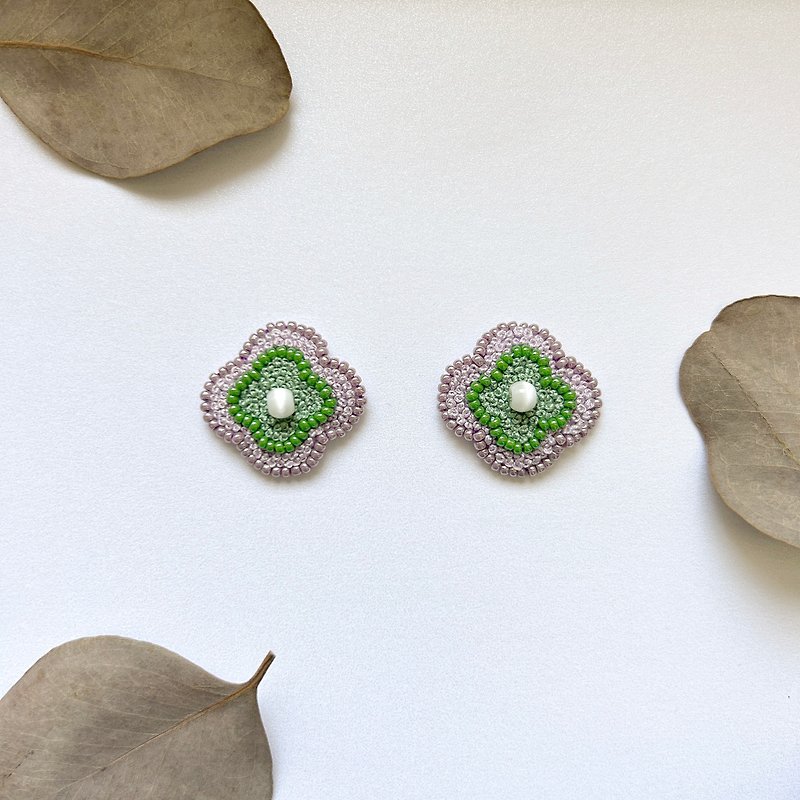 | fa.fa.Fa. | #154 | Handmade embroidery earrings_pierced / clip-on - Earrings & Clip-ons - Thread Green