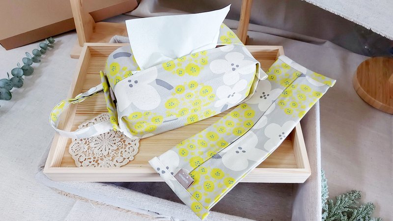 Fast shipping [tissue cover] [detachable - adjustable with buckle] hanging toilet paper cover - car and home use - ของวางตกแต่ง - ผ้าฝ้าย/ผ้าลินิน สีเหลือง