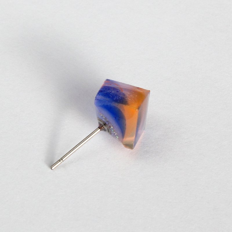 霓光派對 / 樹脂耳環 / 單隻 / 冰滴系列 - 耳環/耳夾 - 樹脂 紫色