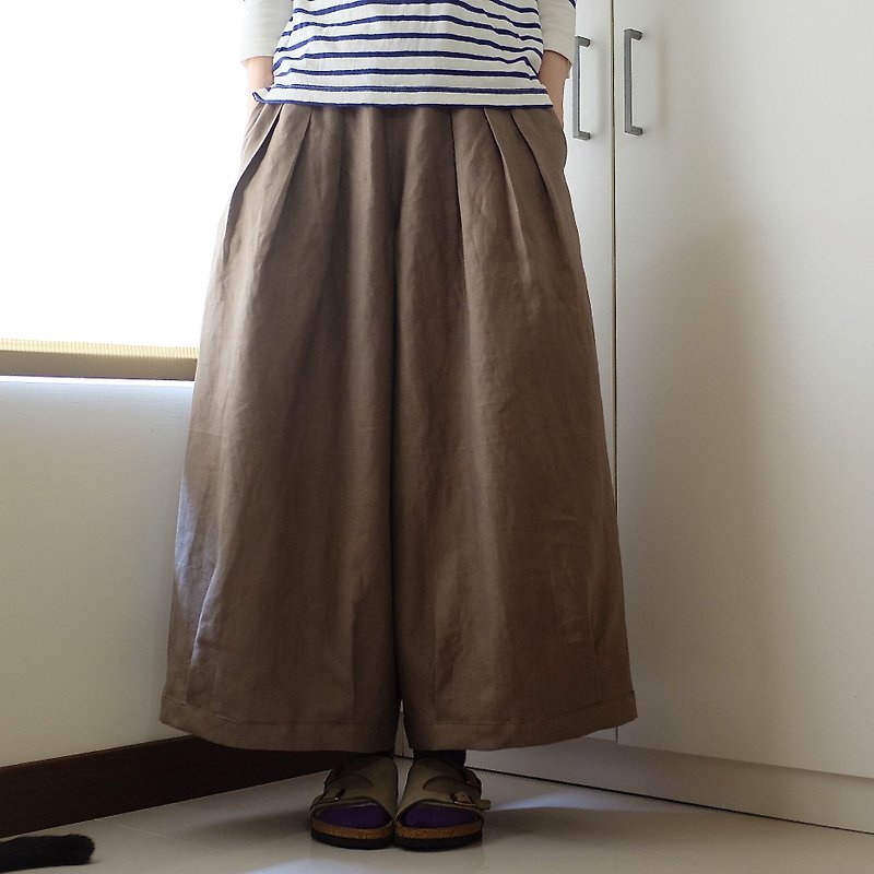 Everyday hand-made clothes playful girl khaki pleated wide trousers linen - กางเกงขายาว - ผ้าฝ้าย/ผ้าลินิน สีกากี