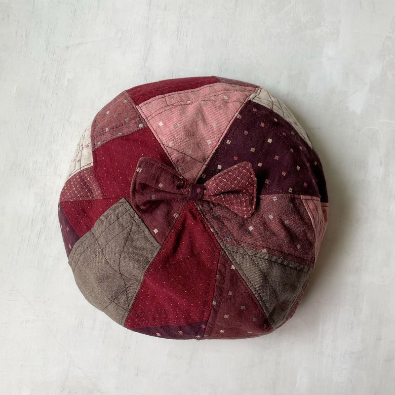 Illustrator's handmade hat/beret/retro/bow/Christmas gift box - Hats & Caps - Cotton & Hemp Red