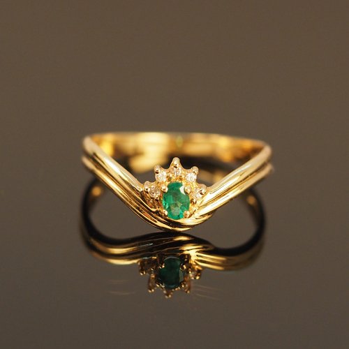 IRIZA Jewellery 18K金祖母綠寶石太陽鑽石戒指 18K The Emerald Sunrise Diamond