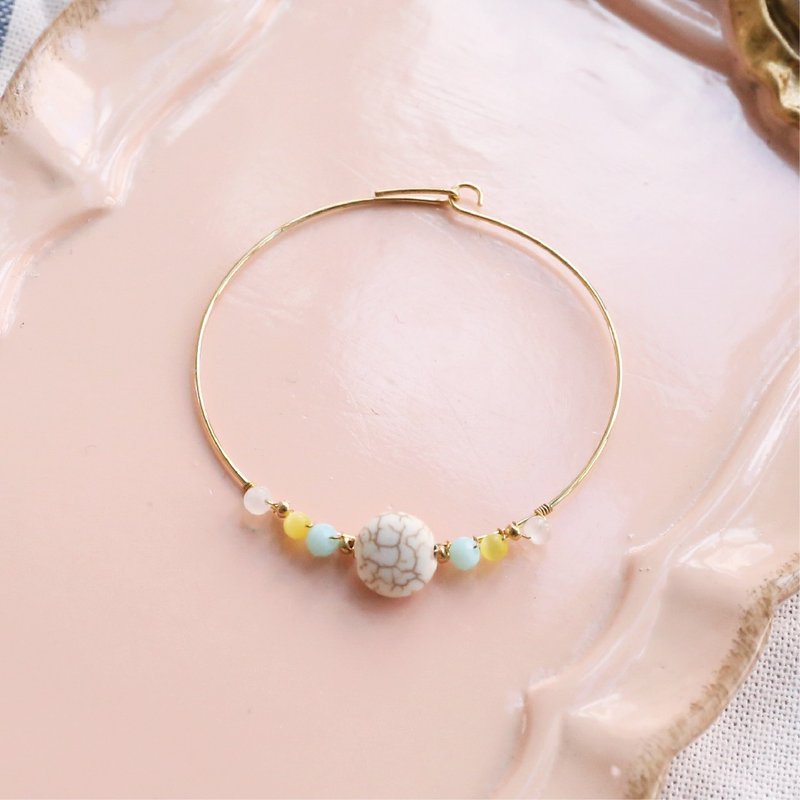 日本の手作りの装飾品 - ソーダ石のビーズのブレスレット - ブレスレット - その他の素材 シルバー