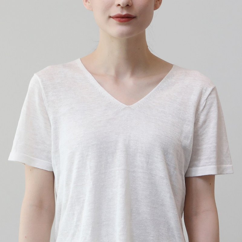 KOOW non-hidden slightly transparent white Linen simple texture V-neck knitted T-shirt - Women's Tops - Cotton & Hemp 