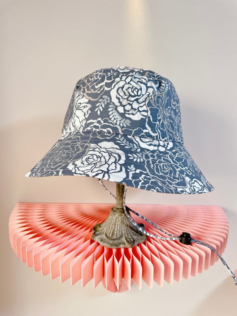 RARAKO-Handmade Hat/Couple Fisherman Hat/Parent-Child Sun Hat-Time of Hope Silver Gray - หมวก - ผ้าฝ้าย/ผ้าลินิน สีเงิน