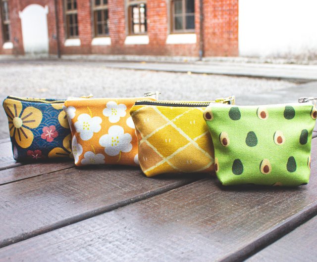 We Can Make Anything: recycled coin purse