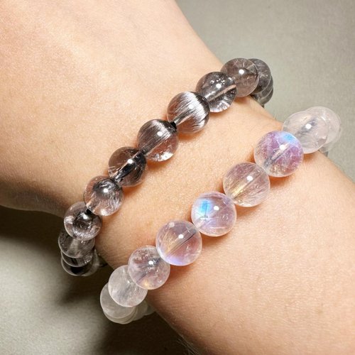 ꙳★*♡maron♡꙳★様ハンドメイドブレスレット ブルームーンストーン～白露～ ☆*♡maron♡꙳☆様ハンドメイドブレスレット ブルームーン