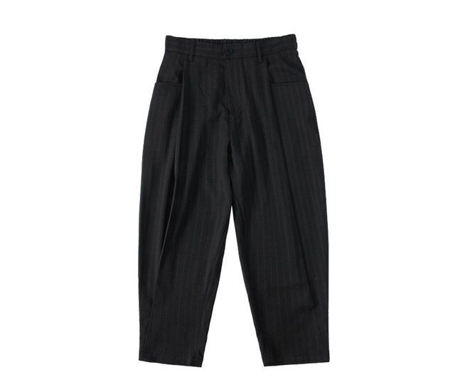 【美品】 glamb クロップドパンツ ストライプ ブラック スラックス 美品】 glamb クロップドパンツ ストライプ ブラック スラックス