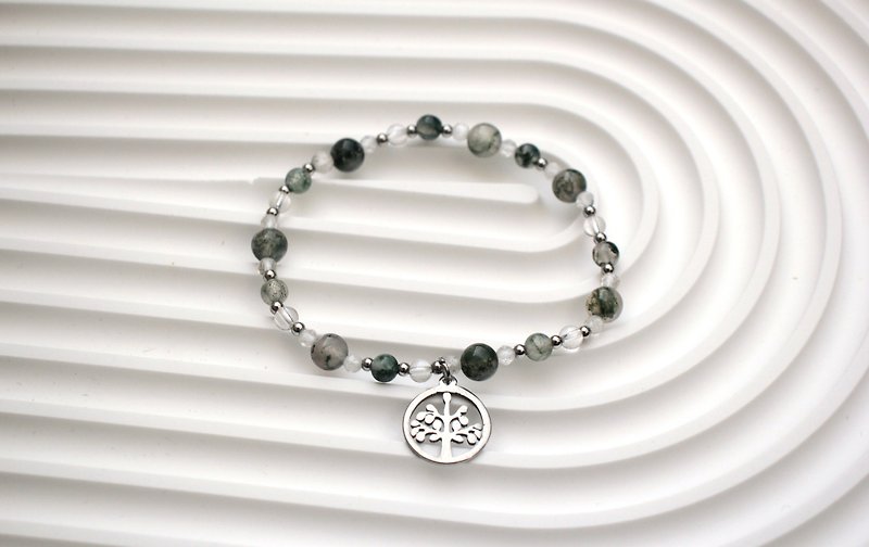 Aquatic agate bracelet | with white crystal and steel ornaments | soft green - สร้อยข้อมือ - คริสตัล สีเขียว