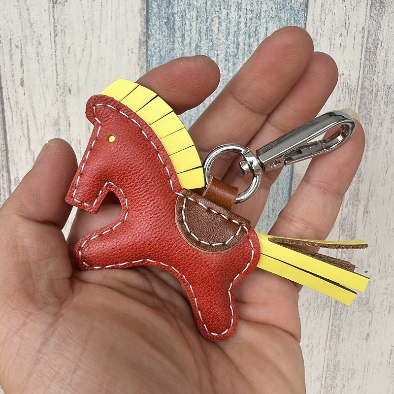 療癒小物 橘紅皮 小馬 純手工縫製 手工皮革 鑰匙扣 小尺寸 - 鑰匙圈/鑰匙包 - 真皮 紅色