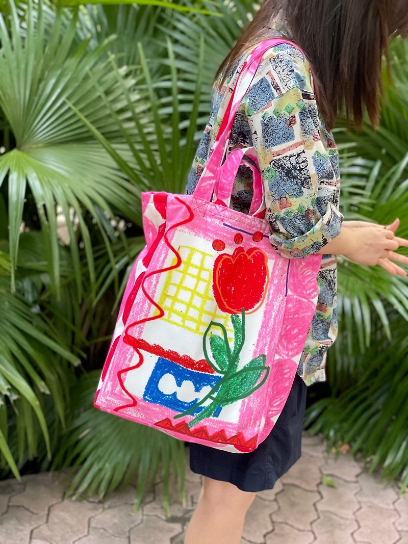 ポリエステル ショルダーバッグ ピンク - 真夏のチューリップクレヨンイラストワンショルダーハンドバッグ