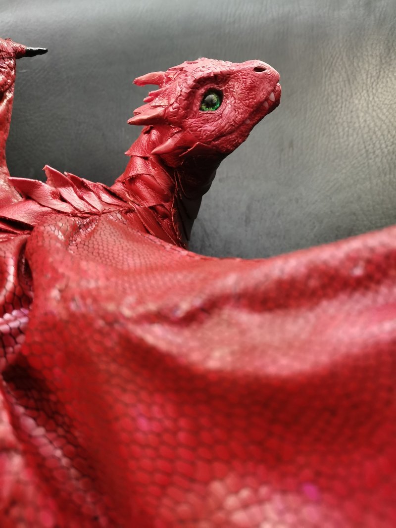 red Dragon fantasy art doll poseable - 公仔/玩偶 - 其他人造纖維 紅色