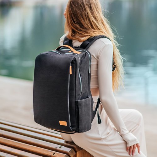 Siena Pro 17 Smart Backpack - Five Colors Available - Black | Work and  Attendance USB Rechargeable Waterproof