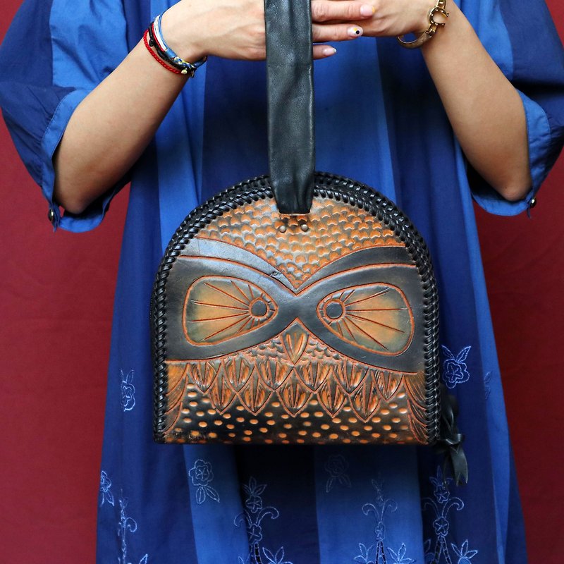 Pumpkin Vintage. Antique Owl Carrying Leather Bag - Handbags & Totes - Genuine Leather 
