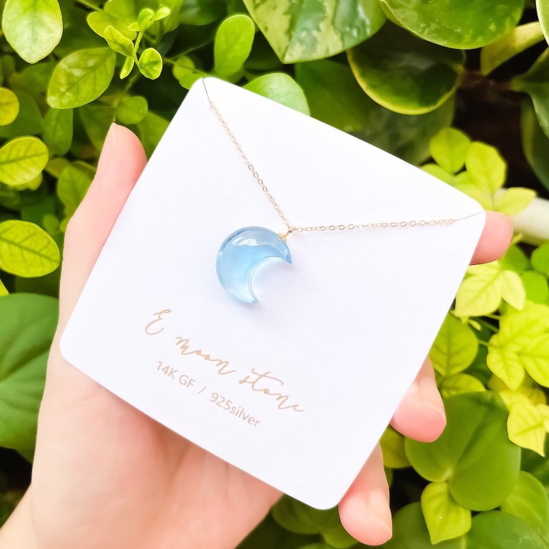 Cool and Soothing Aquamarine Moon Necklace 14K - สร้อยคอ - คริสตัล สีน้ำเงิน