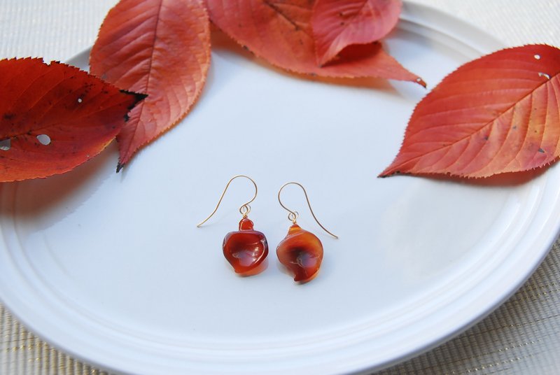 Carnelian leaf earrings no.1 14kgf copy - Earrings & Clip-ons - Semi-Precious Stones Orange