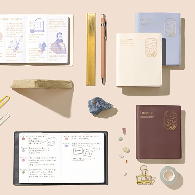 IROHA PUBLISHING Quarry 迷你方眼筆記本 - 筆記本/手帳 - 紙 多色