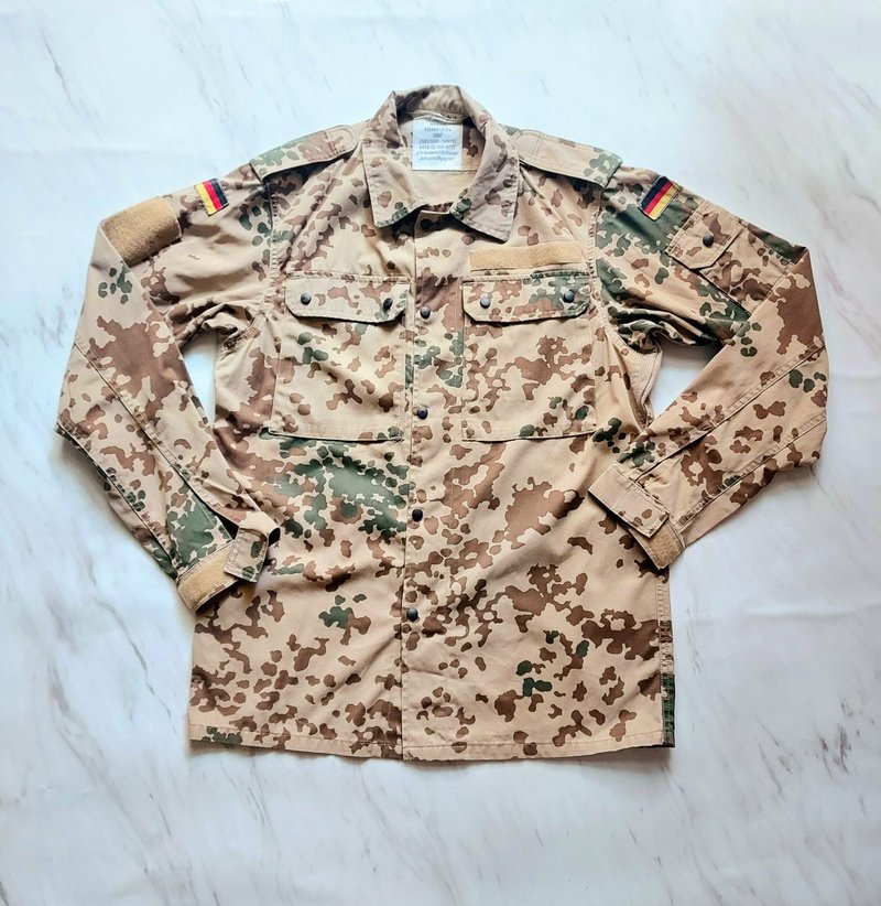 2007年份 德國公發 沙漠迷彩 軍用襯衫外套 老品完整乾淨 - 男夾克/外套 - 棉．麻 