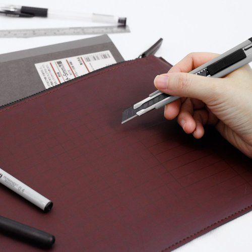 Least Studio HOLDER FOLDER A4 - RED WINE #CUTTINGMAT