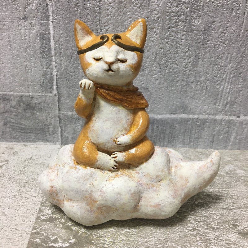 Lucky cat from above the clouds - Items for Display - Clay Orange