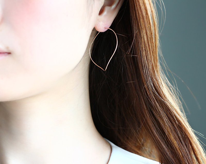 14kgf-Rose gold filled nuance curve pierced earrings - 耳環/耳夾 - 其他金屬 粉紅色