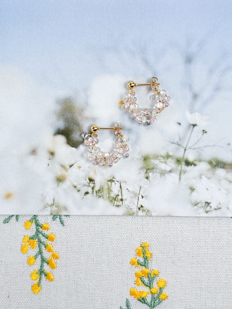 Japanese style beads - morning dew - light pink - earlobe earrings - Earrings & Clip-ons - Glass Pink