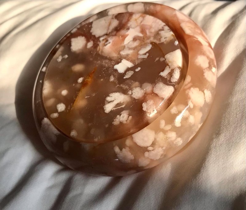 櫻花瑪瑙手鐲  稀有 滿圈 成型立體水中花 水墨畫風格 飄龍紋 - 手鍊/手環 - 水晶 紅色