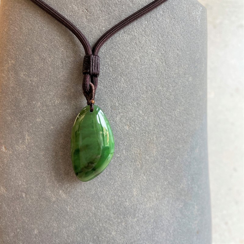 Jade necklace - Taiwan design and making - Necklaces - Jade Green