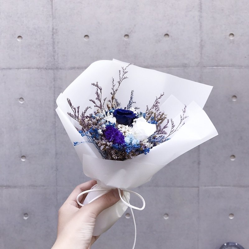 ペティの花束 - （ギフトボックスを含む）ブルーシリーズ/ Bouqurt /は/小さな花の花束/手作りのバレンタインデーの花束を不死化 - 観葉植物 - 寄せ植え・花 ブルー