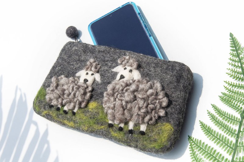 Wool Felt Cosmetic Bag/Wool Felt Mobile Phone Bag/Coin Purse/Card Holder/Passport Holder Wallet-Sheep Bag - เคส/ซองมือถือ - ขนแกะ หลากหลายสี
