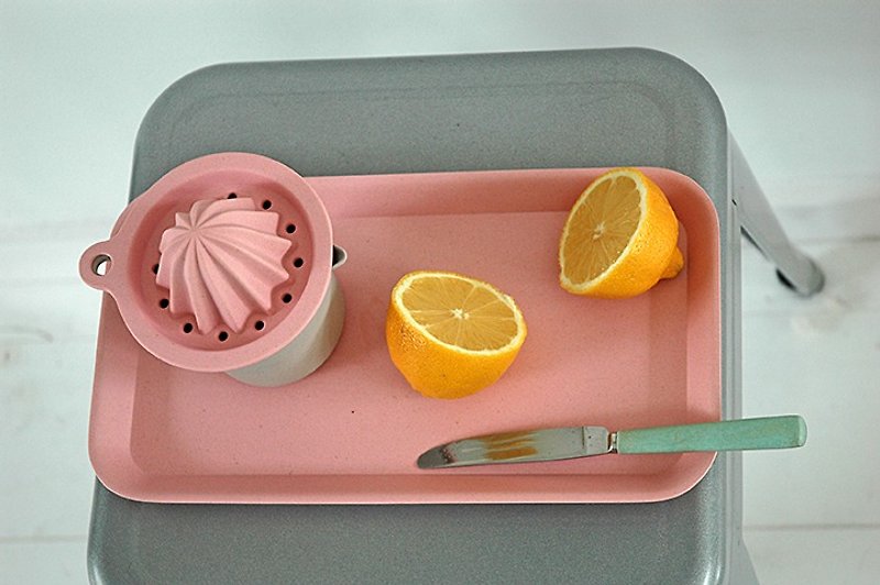 Zuperzozial - SQUEEZE/INN POT citrus press 擠壓式手動榨汁機 - 廚具 - 竹 粉紅色