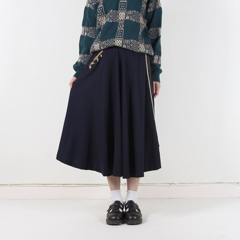 Ancient】 【egg plant 鎏 gold ribbon Vintage wool dress round skirt - Skirts - Wool Black