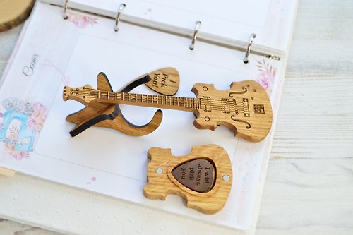 EngravedWoodBox Box for guitar picks, personalized guitar pick holder, wooden engraved casket