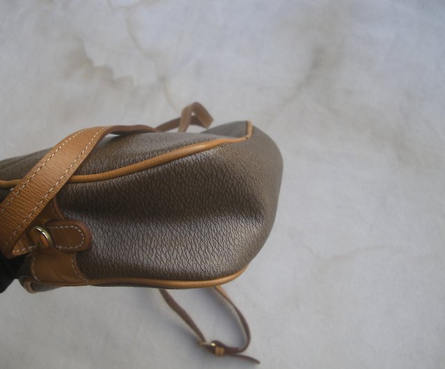 Old Time OLD-TIME] Early second-hand old bags made in France LONGCHAMP  bucket bag - Shop OLD-TIME Vintage & Classic & Deco Messenger Bags & Sling  Bags - Pinkoi