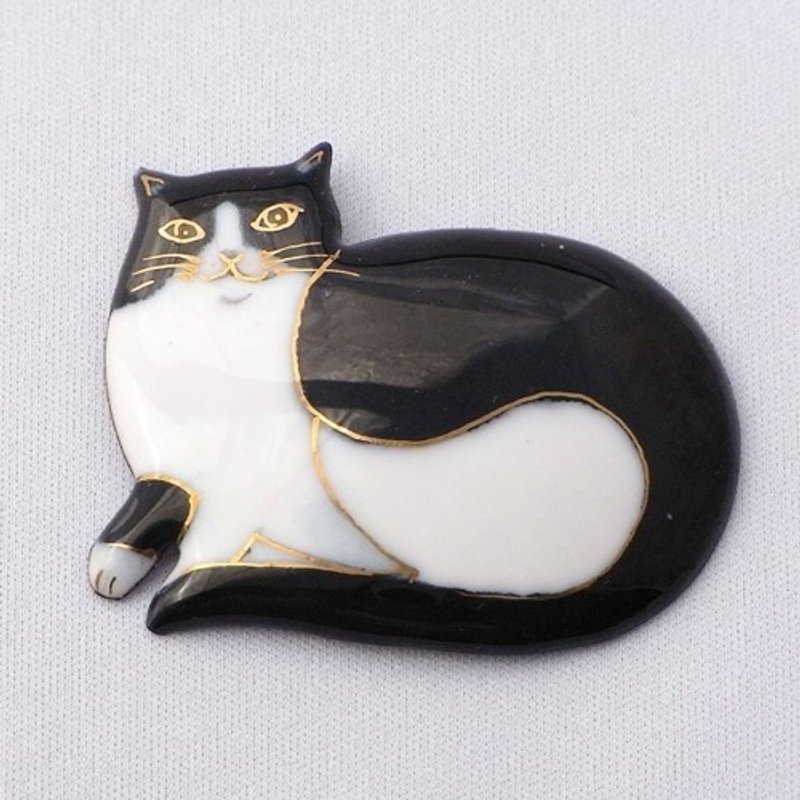 Lying Cat Cloisonne Brooch - เข็มกลัด - โลหะ สีดำ