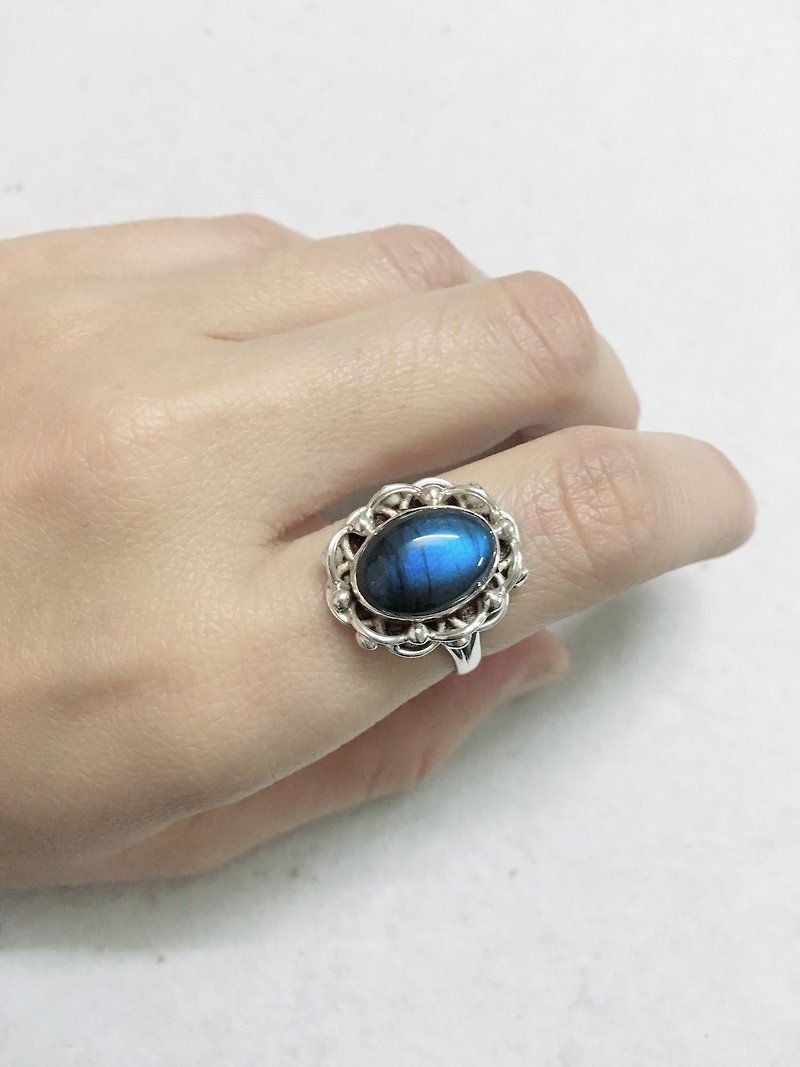 Labradorite Ring Made in Nepal 92.5% Silver - General Rings - Semi-Precious Stones 