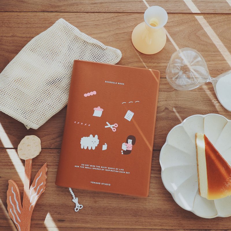 文具書 / 手帳 / 皮質書套款 - 筆記本/手帳 - 紙 咖啡色